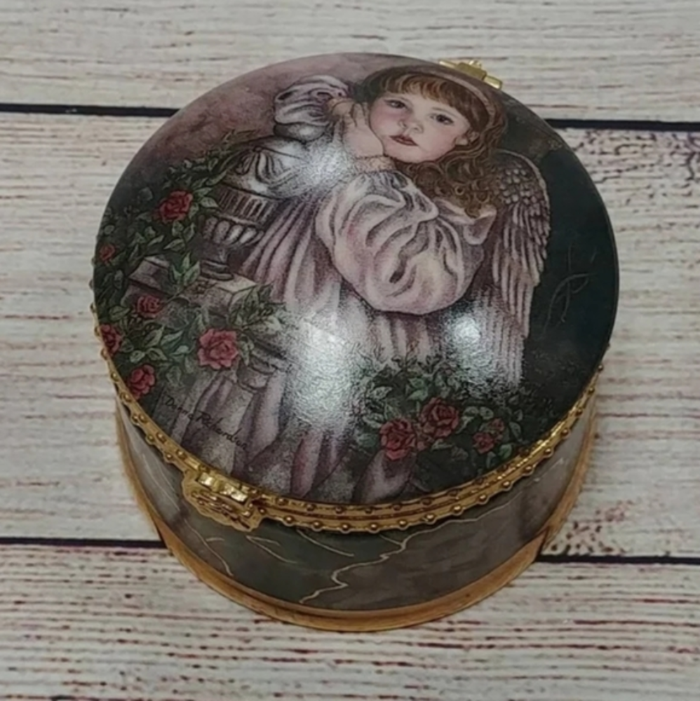 Garden of Innocence‎ Hope 1998 Premier Issue Porcelain Music Box Vintage